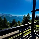 21 8s Beautiful 4 Peoples Apartment