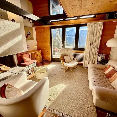 21 8s Beautiful 4 Peoples *